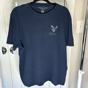 American Eagle Outfitters Men's Dark Blue Tee
